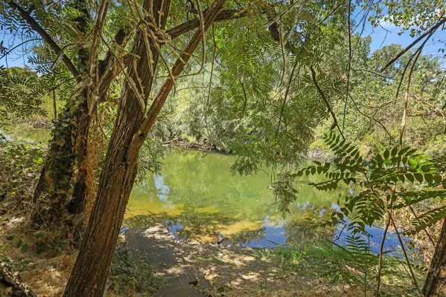 $569,000 | 827 River Pointe Circle, Oakdale, CA 95361