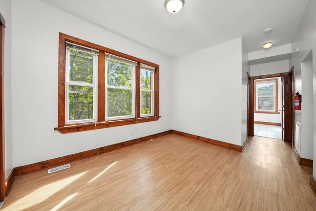 $2,500 | 6540 South Vernon Avenue, Chicago, IL 60637