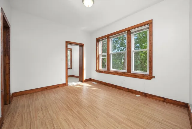 $2,500 | 6540 South Vernon Avenue, Chicago, IL 60637