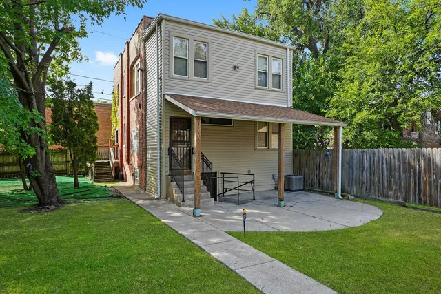 $2,500 | 6540 South Vernon Avenue, Chicago, IL 60637