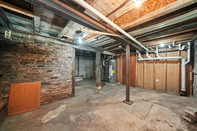 $2,500 | 6540 South Vernon Avenue, Chicago, IL 60637