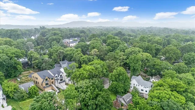 $1,595,000 | 3512 A Wilbur Place, Nashville, TN 37204