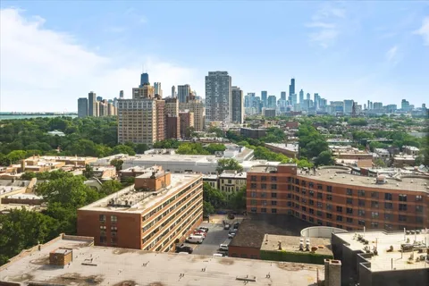 $590,000 | 399 West Fullerton Parkway, Unit 16E, Chicago, IL 60614
