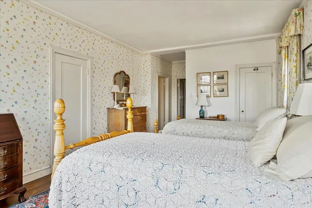 $590,000 | 399 West Fullerton Parkway, Unit 16E, Chicago, IL 60614