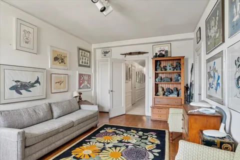 $590,000 | 399 West Fullerton Parkway, Unit 16E, Chicago, IL 60614