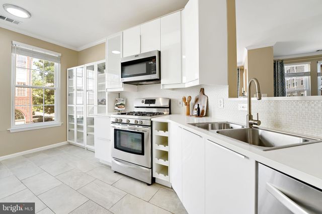 $497,000 | 171 Somervelle Street, Unit 212, Alexandria, VA 22304