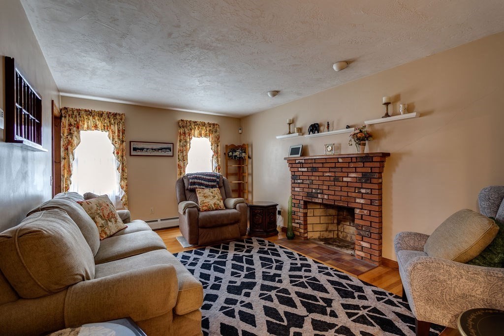 8 Coldbrook Road Millbury, MA 01527 - Photo 13 of 34 Gallery Image 13