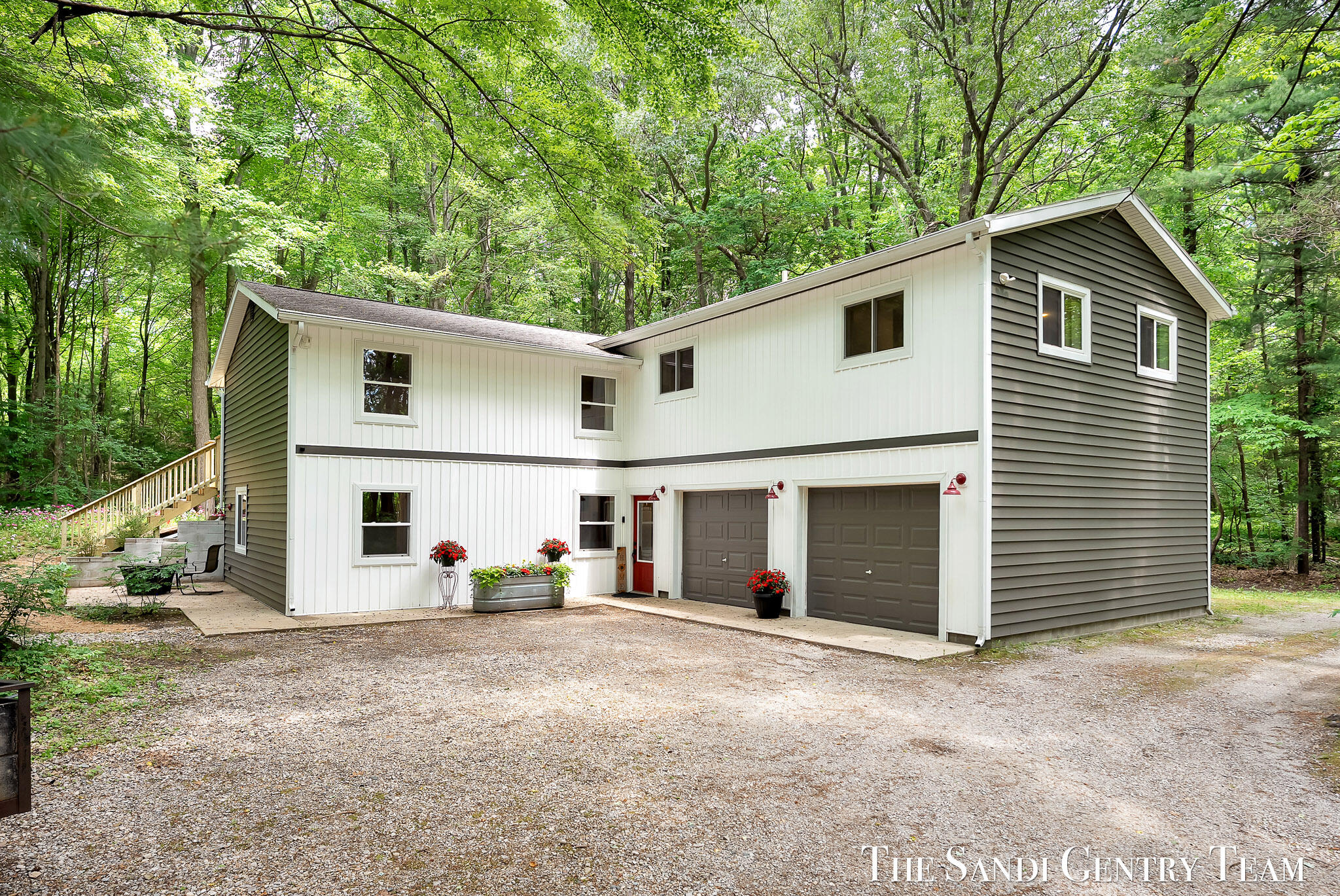 16393 Taft Street Spring Lake, MI 49456 - Photo 2 of 61 AIV00656