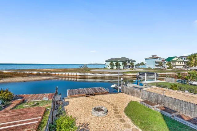 $439,900 | 3240 Quiet Water Lane, Gulf Breeze, FL 32563