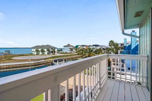 $439,900 | 3240 Quiet Water Lane, Gulf Breeze, FL 32563