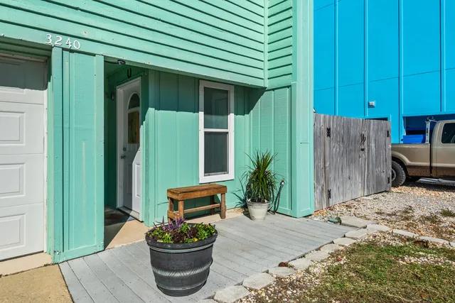 $439,900 | 3240 Quiet Water Lane, Gulf Breeze, FL 32563