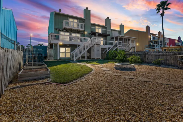 $439,900 | 3240 Quiet Water Lane, Gulf Breeze, FL 32563