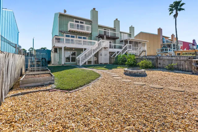 $439,900 | 3240 Quiet Water Lane, Gulf Breeze, FL 32563