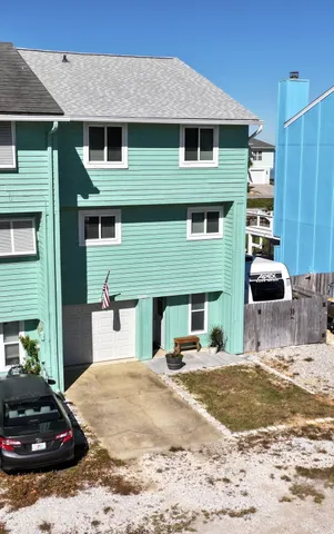 $439,900 | 3240 Quiet Water Lane, Gulf Breeze, FL 32563