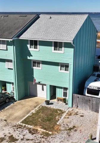 $439,900 | 3240 Quiet Water Lane, Gulf Breeze, FL 32563