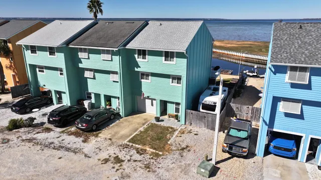 $439,900 | 3240 Quiet Water Lane, Gulf Breeze, FL 32563