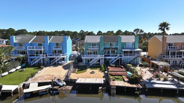 $439,900 | 3240 Quiet Water Lane, Gulf Breeze, FL 32563