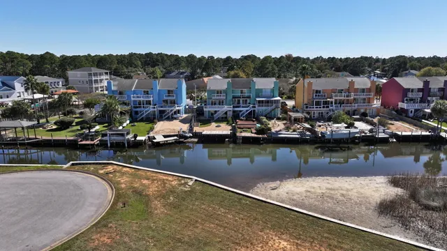 $439,900 | 3240 Quiet Water Lane, Gulf Breeze, FL 32563