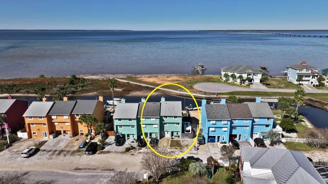 $439,900 | 3240 Quiet Water Lane, Gulf Breeze, FL 32563