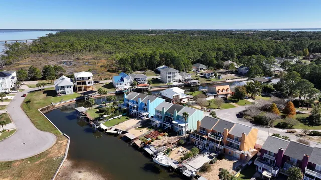 $439,900 | 3240 Quiet Water Lane, Gulf Breeze, FL 32563