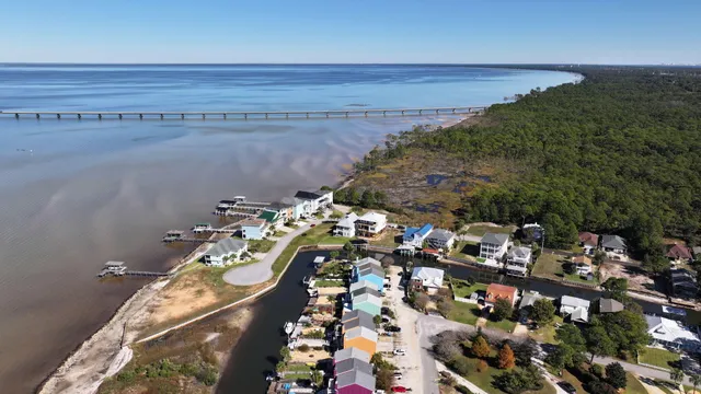 $439,900 | 3240 Quiet Water Lane, Gulf Breeze, FL 32563