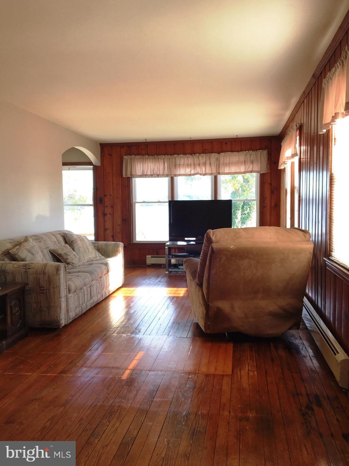101 Shoals Road Crumpton, MD 21628 - Photo 12 of 34 Another view of the living room