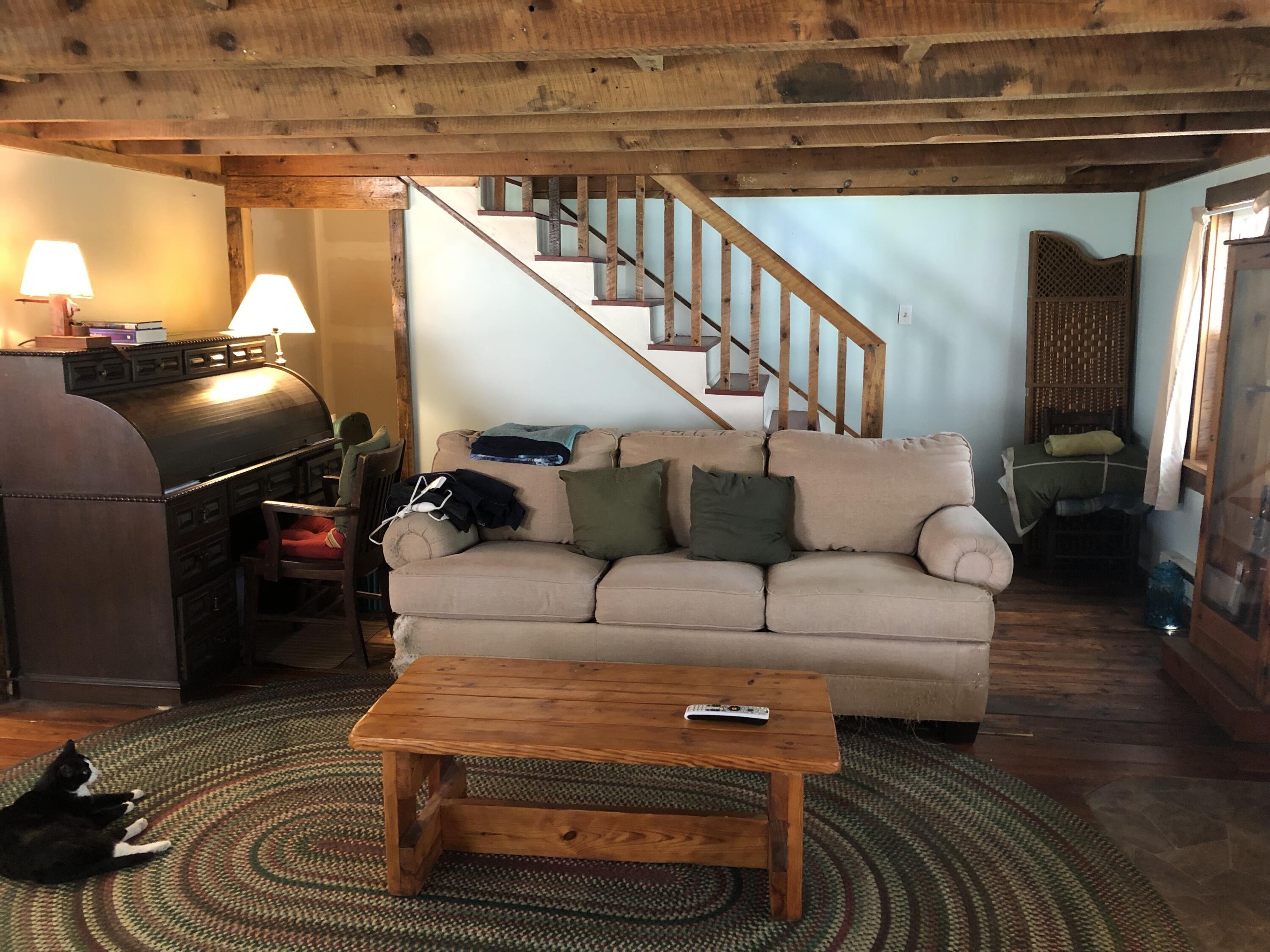 320 Chatham Road Eagle Rock, VA 24085 - Photo 26 of 28 Living room