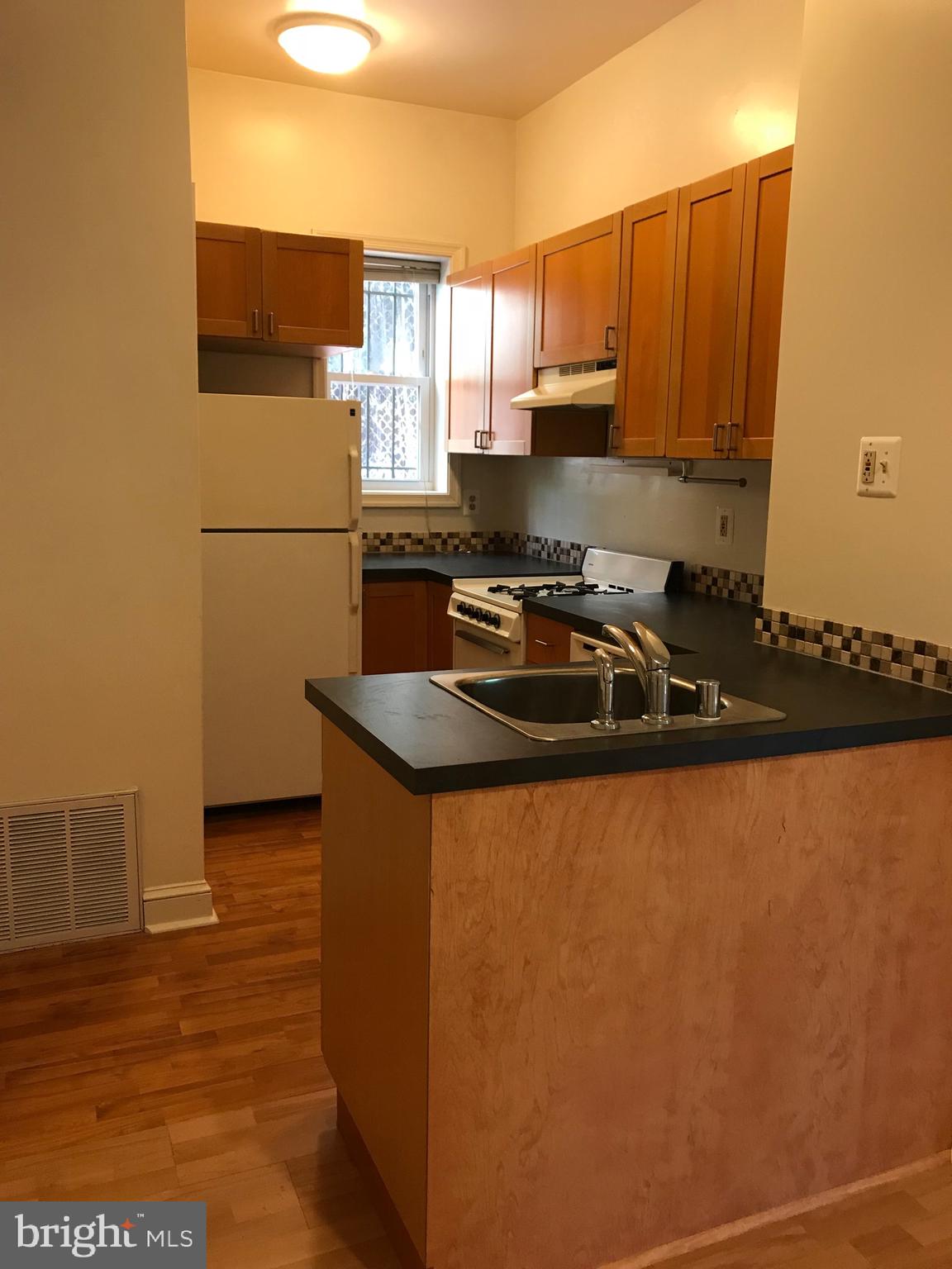 2303 17th Street Northwest Washington, DC 20009 - Photo 22 of 32