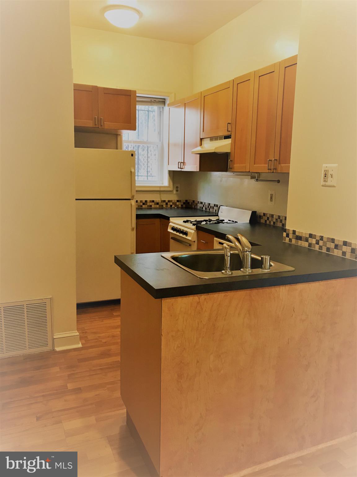 2303 17th Street Northwest Washington, DC 20009 - Photo 10 of 32