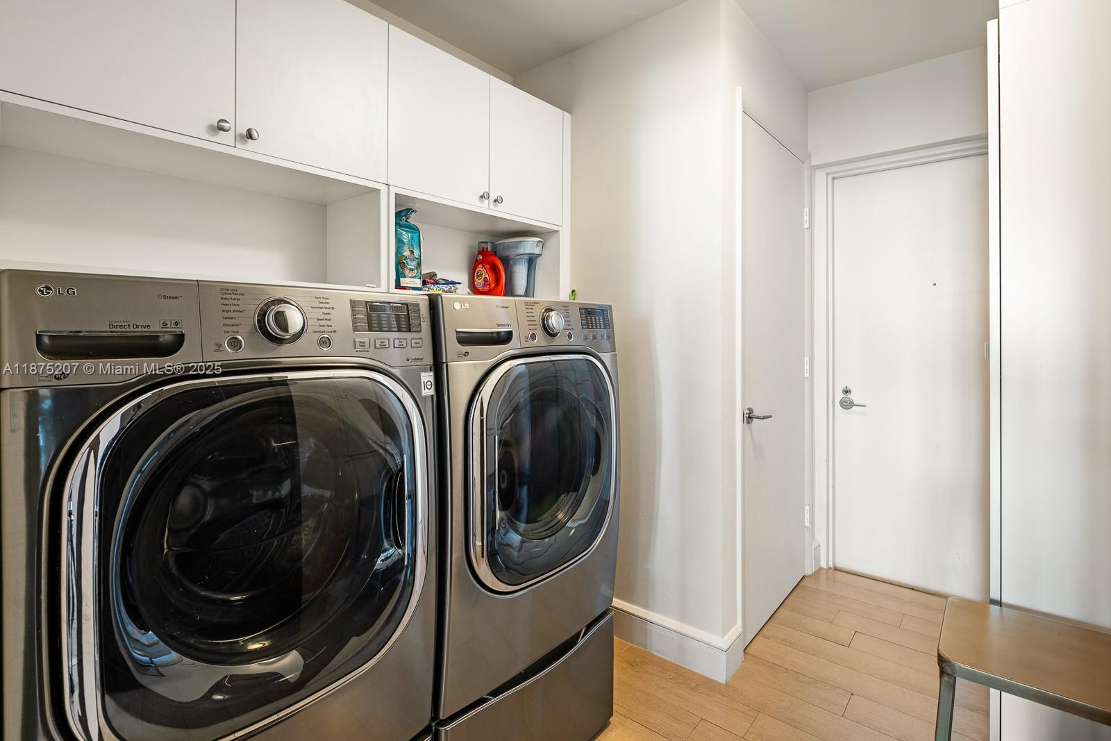 2020 North Bayshore Drive, Unit 4101 Miami, FL 33137 - Photo 23 of 23 a utility room with dryer and washer