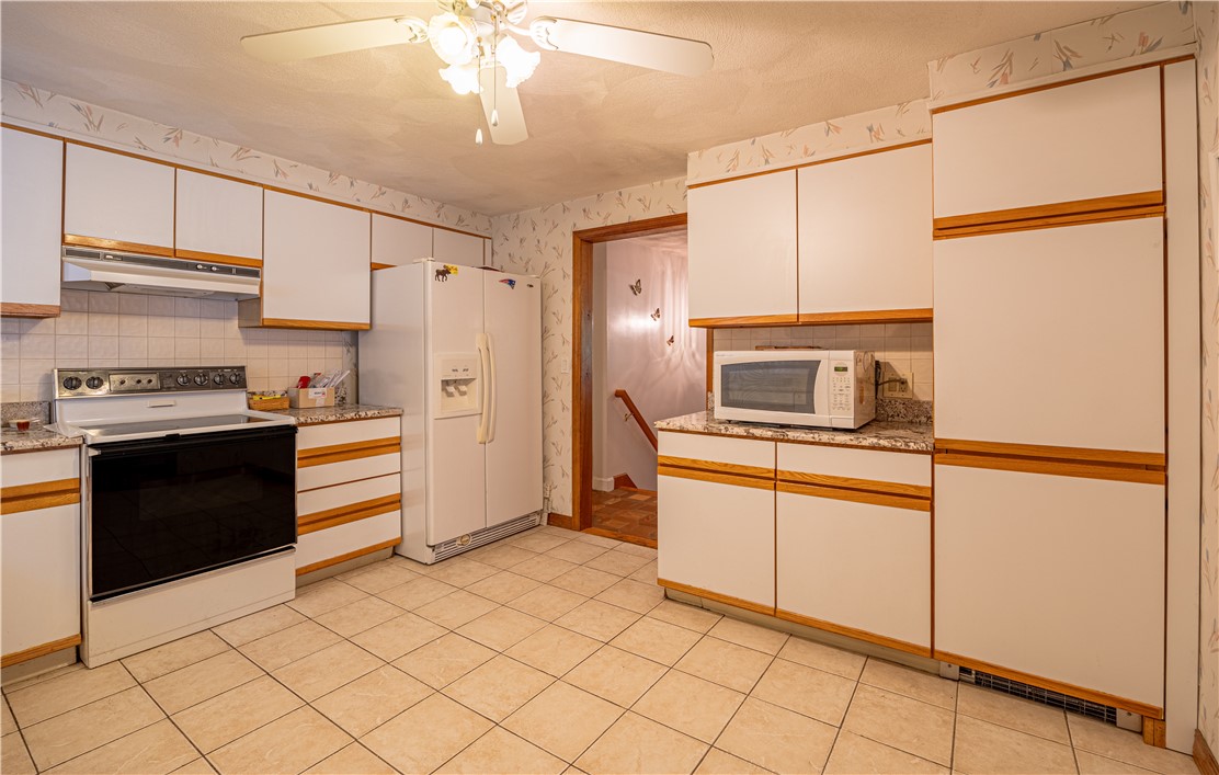 728 Chestnut Hill Road Glocester, RI 02857 - Photo 12 of 31