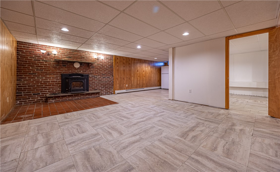 728 Chestnut Hill Road Glocester, RI 02857 - Photo 25 of 31