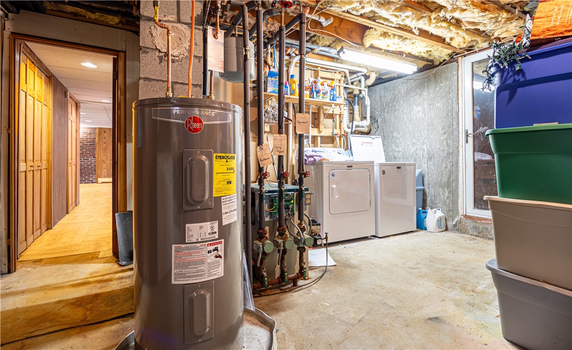 728 Chestnut Hill Road Glocester, RI 02857 - Photo 29 of 31