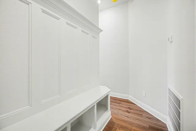 a view of utility room