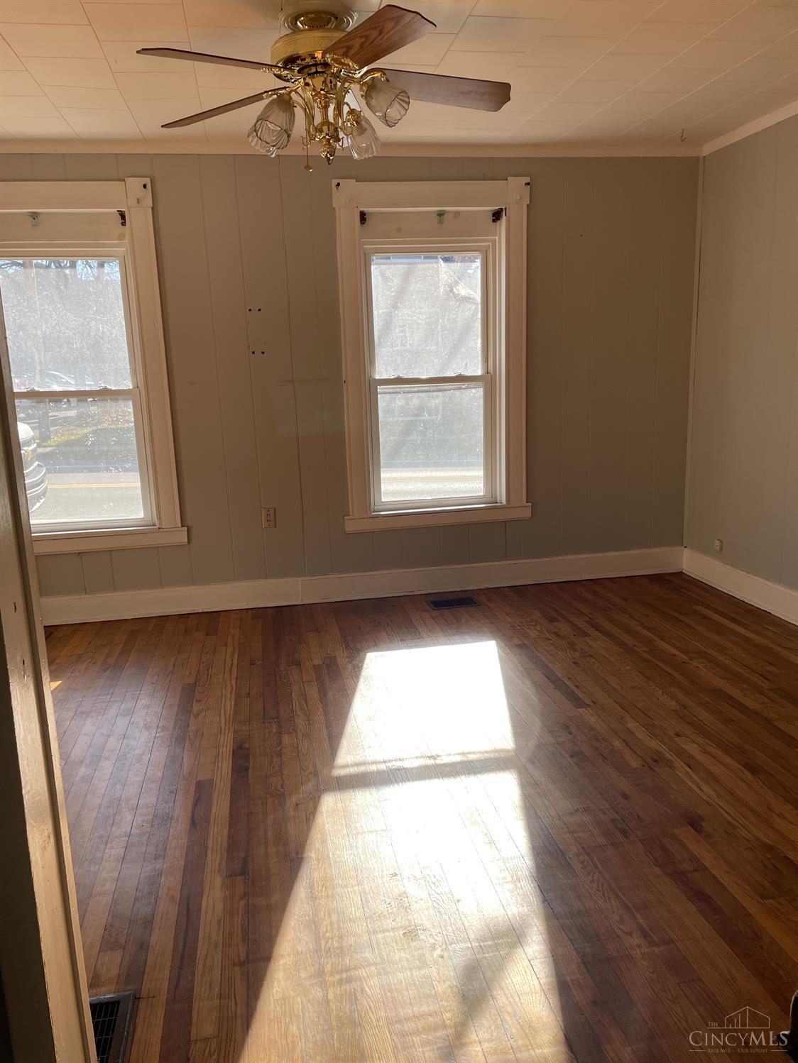 141 South Riverside Drive Batavia, OH 45103 - Photo 4 of 40 Gallery Image 4