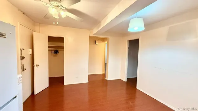 $379,000 | 138-70 Elder Avenue, Unit 4T | Flushing