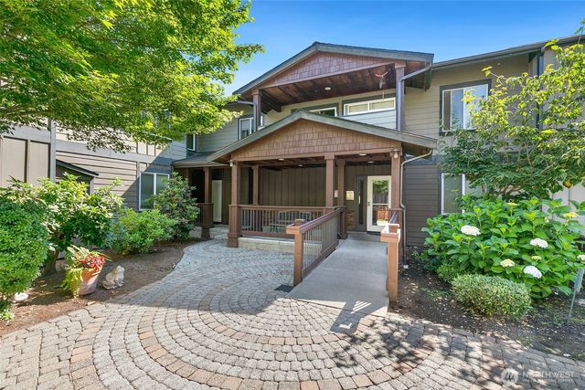 $325,000 | 21307 48th Avenue West, Unit C211, Mountlake Terrace, WA 98043