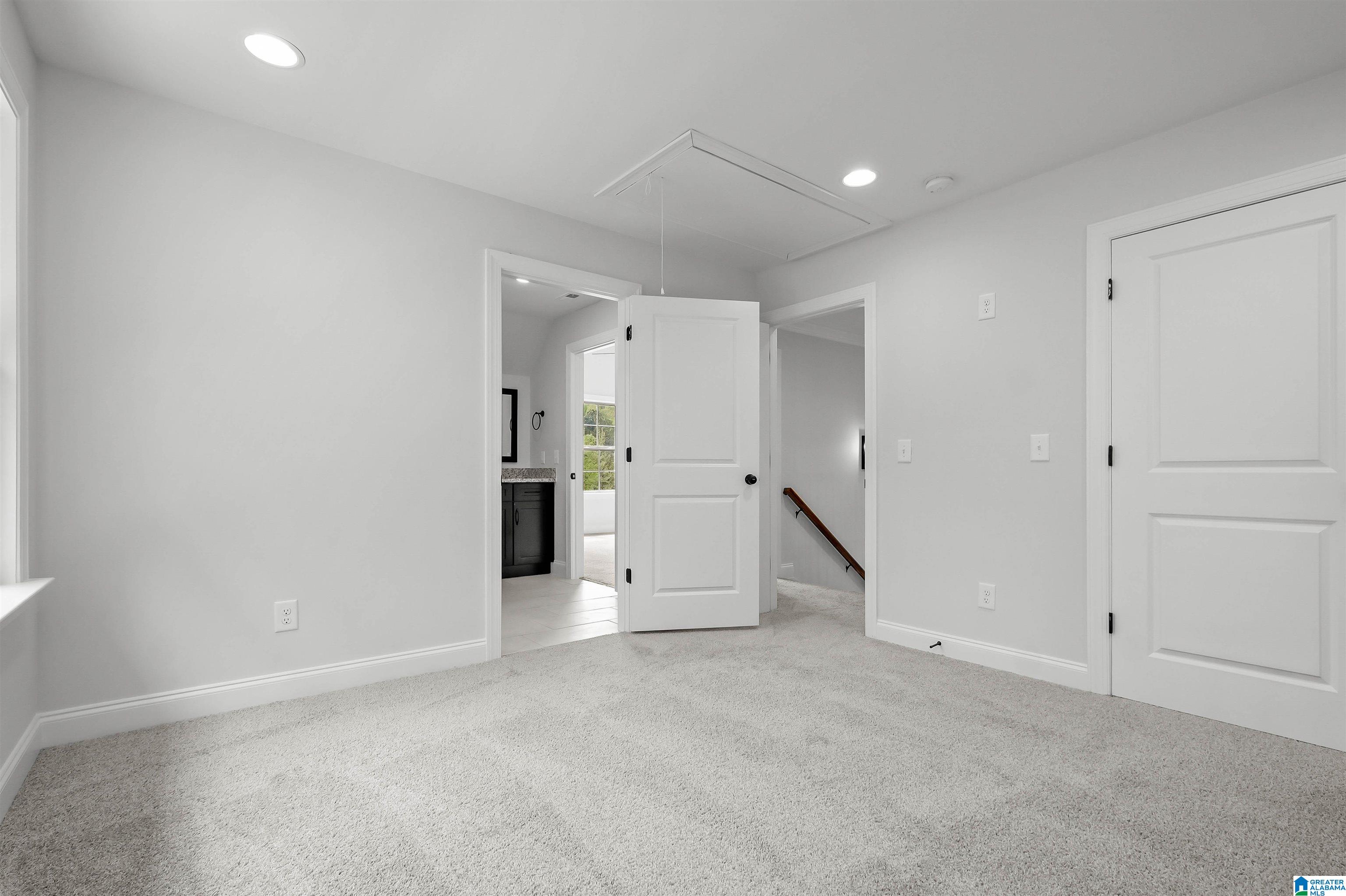 2129 Grey Oaks Terrace Pelham, AL 35124 - Photo 33 of 50