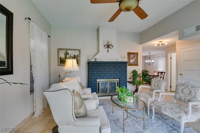 $445,000 | 3932 Lincoln Road, Las Vegas, NV 89115