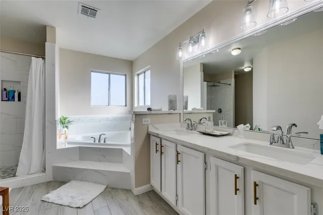 $445,000 | 3932 Lincoln Road, Las Vegas, NV 89115