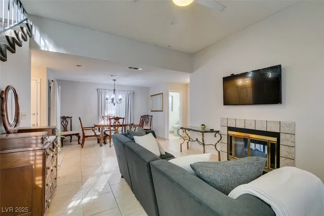 $445,000 | 3932 Lincoln Road, Las Vegas, NV 89115