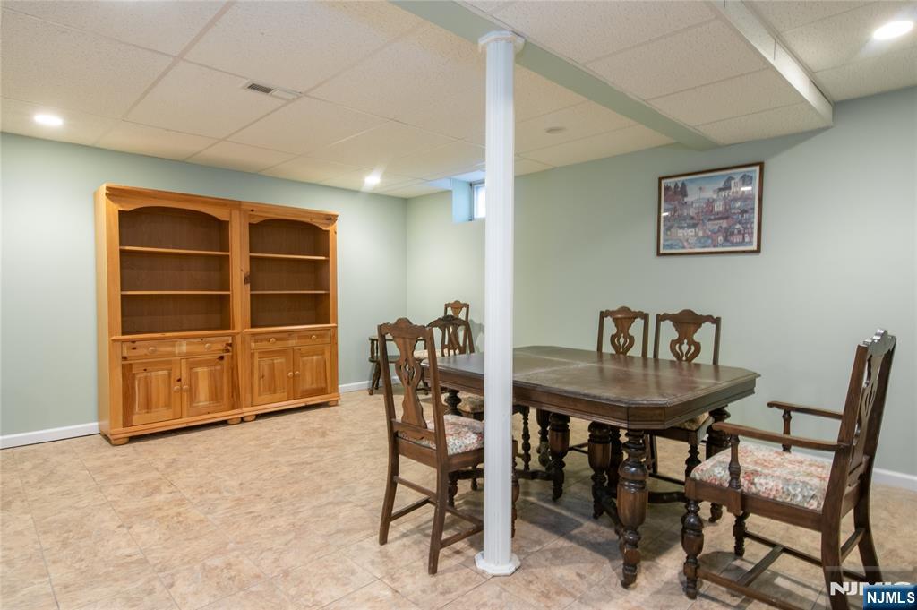 28 Old 4th Drive Oak Ridge, NJ 07438 - Photo 33 of 41