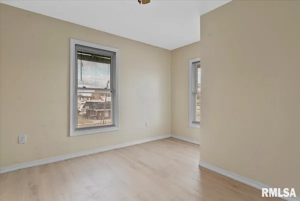 $160,000 | 1215 North 5th Street, Springfield, IL 62702