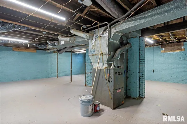 $160,000 | 1215 North 5th Street, Springfield, IL 62702