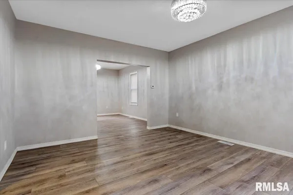 $160,000 | 1215 North 5th Street, Springfield, IL 62702