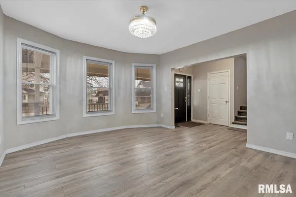 $160,000 | 1215 North 5th Street, Springfield, IL 62702