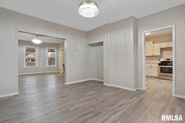 $160,000 | 1215 North 5th Street, Springfield, IL 62702