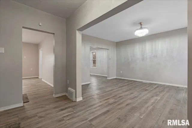 $160,000 | 1215 North 5th Street, Springfield, IL 62702