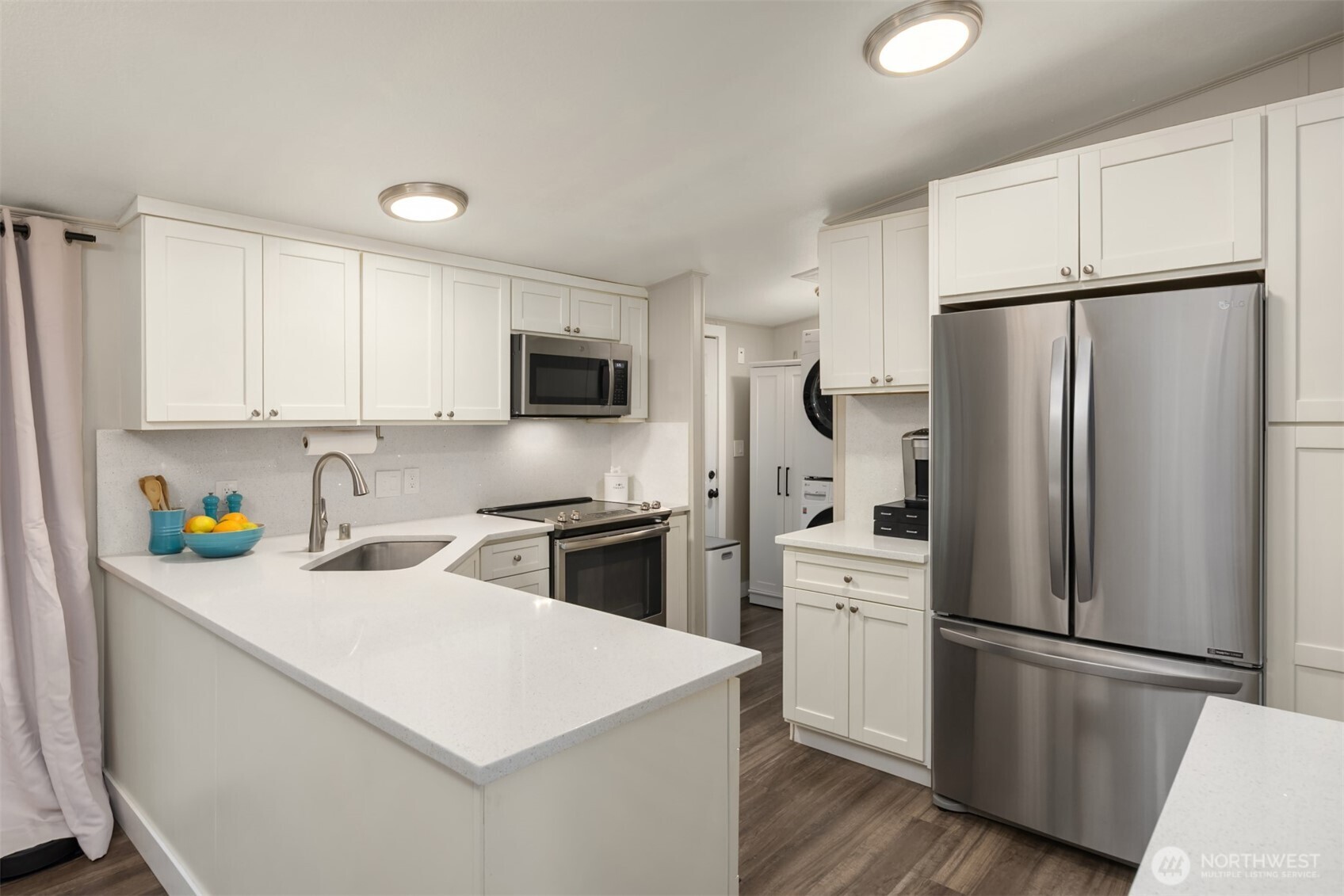 8480 Hansen Road Northeast Bainbridge Island, WA 98110 - Photo 12 of 26