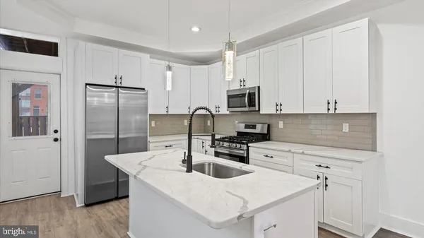 $289,900 | 915 North Montford Avenue, Baltimore, MD 21205